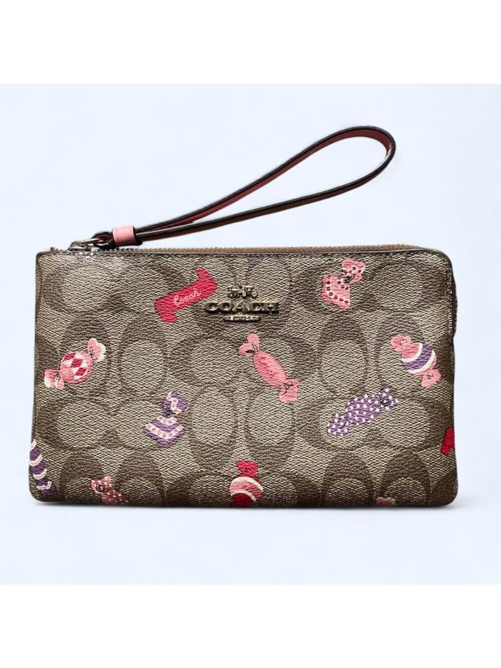 Coach Signature C Canvas Candy Wristlet Coquette Girl Y2K Whimsical Dainty